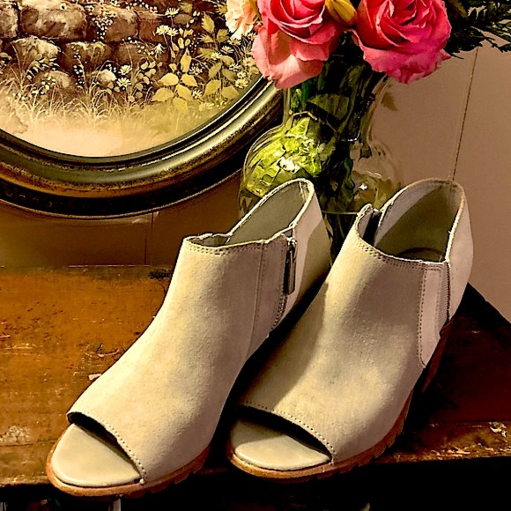 SOREL,NADIA LEATHER PEEP-TOE BOOTIE SIZE 7 - Picture 13 of 14